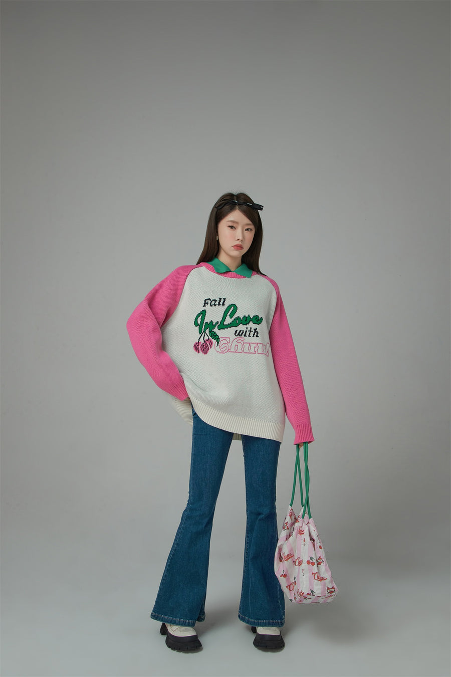 CHUU Fall In Love With You Knit Sweater