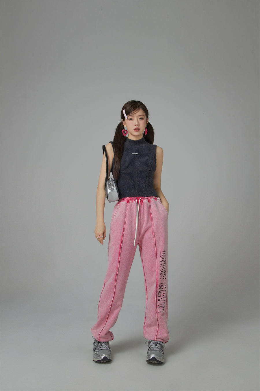 CHUU The Sun Is High Washed Wide Jogger Pants