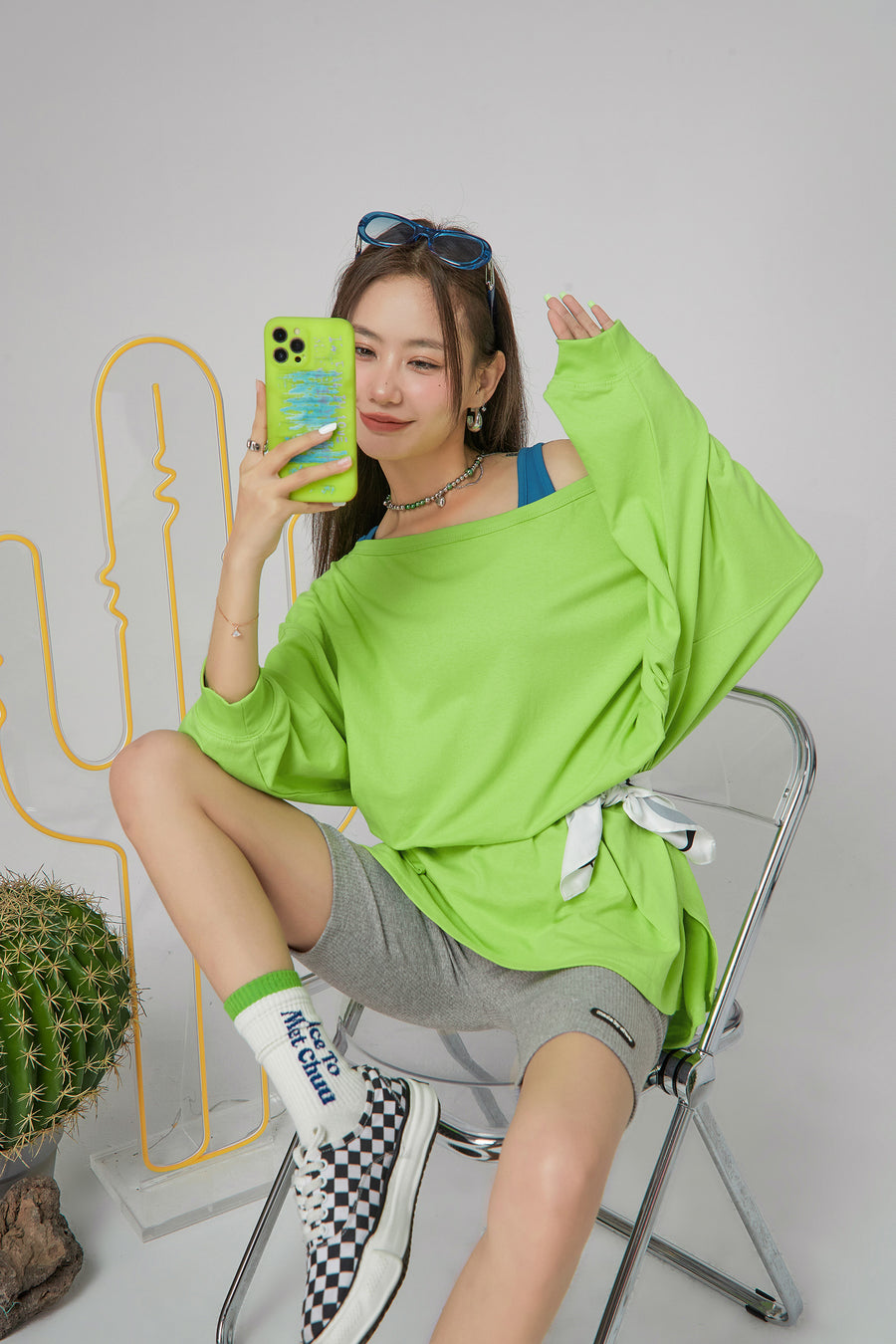 CHUU Oversized Off-Should Long-Sleeve Top