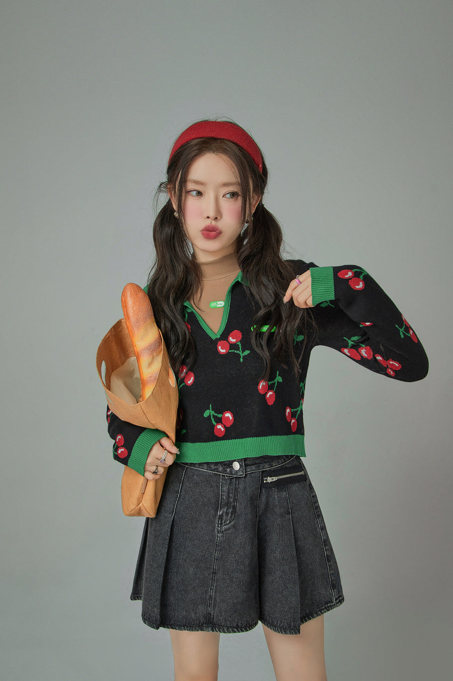 CHUU Cherry Polo Collar Colored Crop Knit Sweater