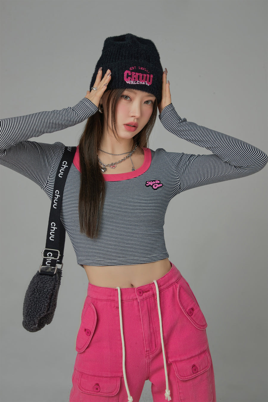 CHUU Hit The Dance Floor Cropped T-Shirt