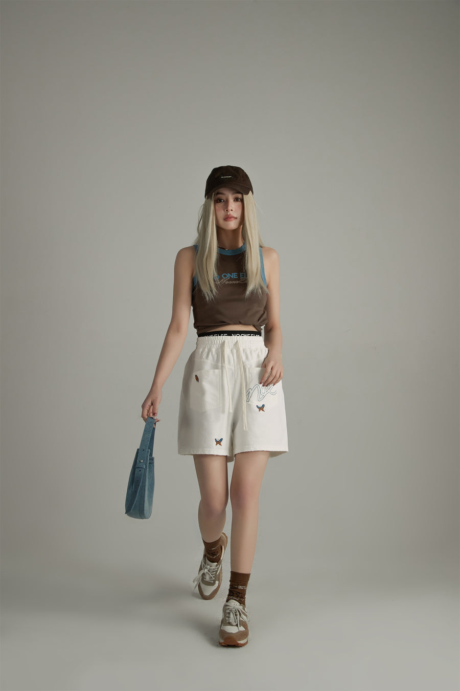 CHUU Banded Butterfly Pocket Shorts