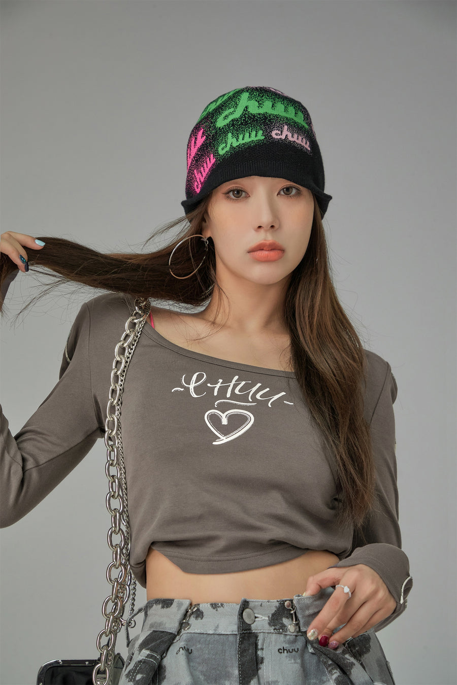 CHUU Neon Logo Beanie Hat