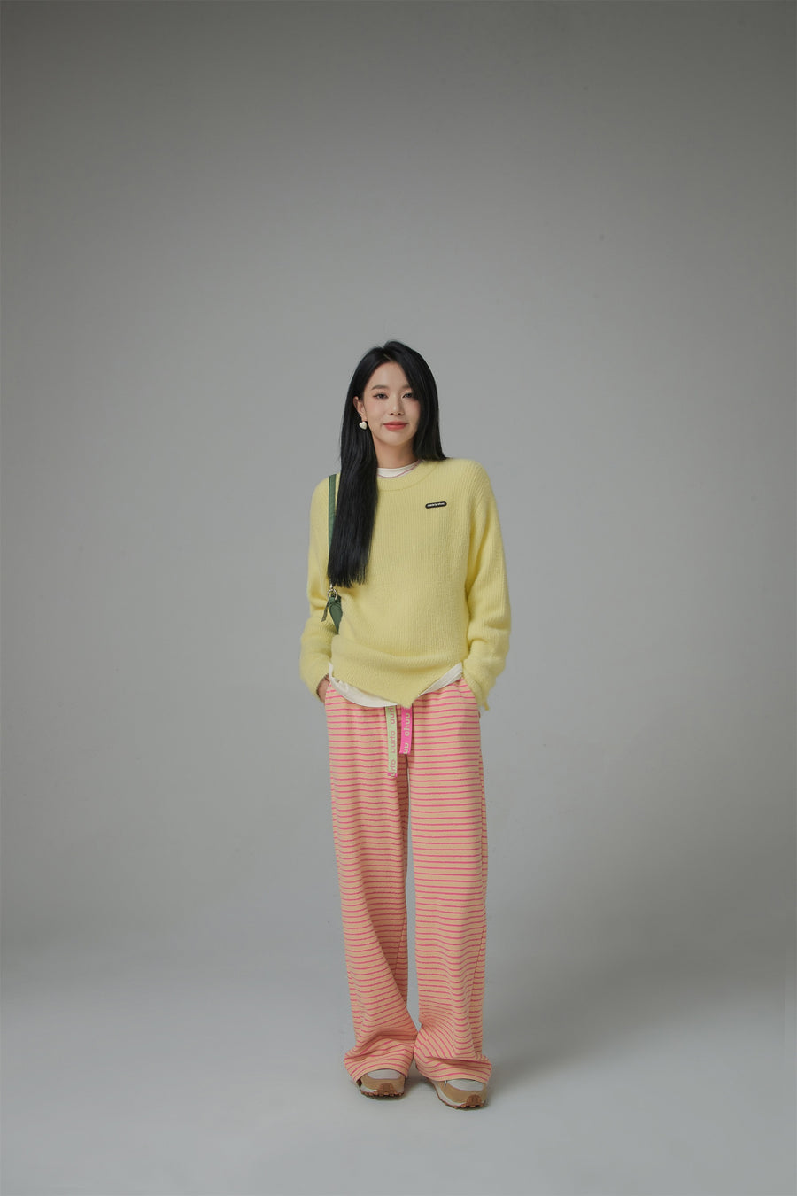 CHUU Workday Wind Stripe Wide Casual Pants