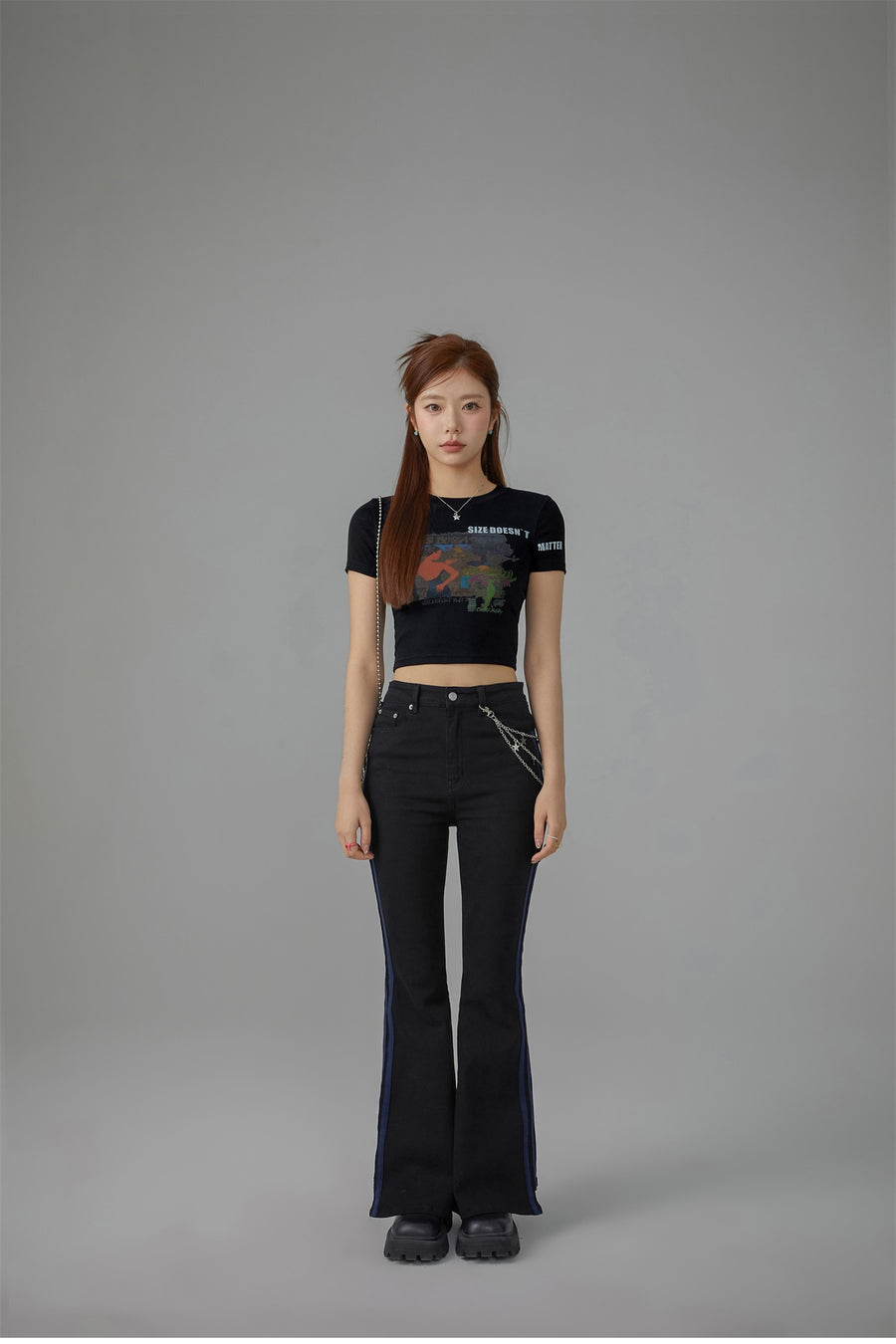 CHUU Size Doesnt Matter Beach Day Cropped T-Shirt