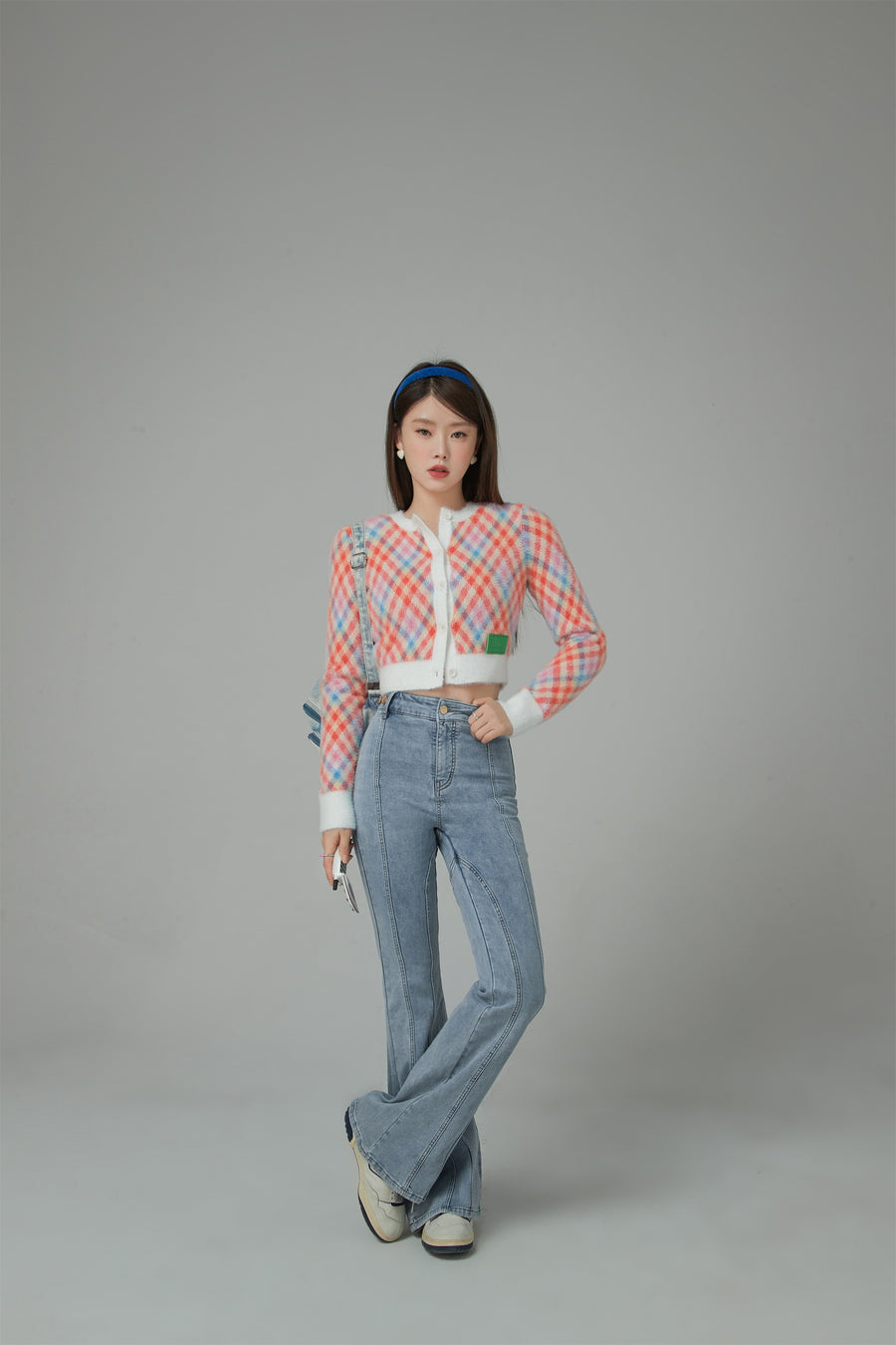 CHUU Standing In Front Of You Slim Bootcut Denim Jeans