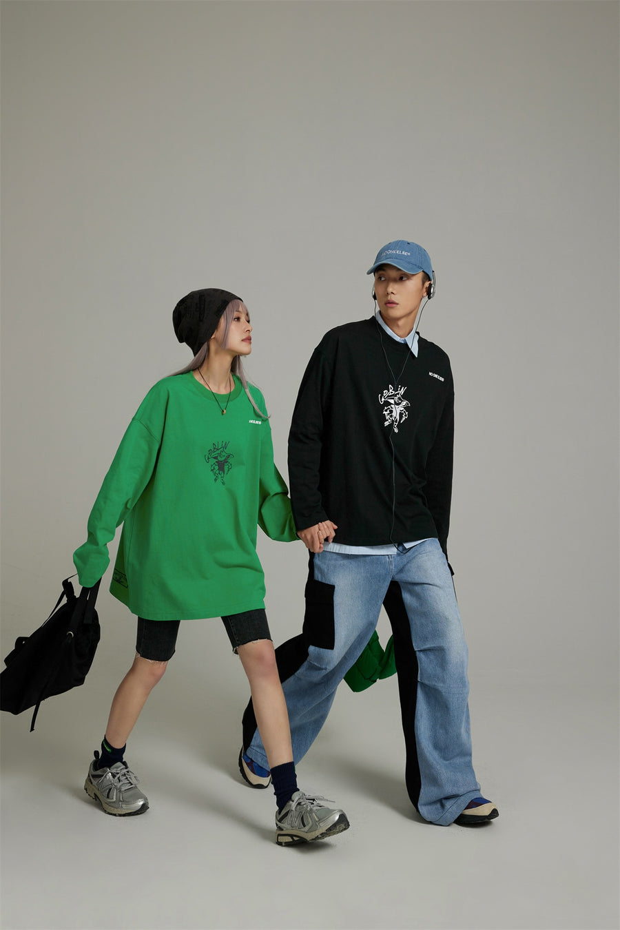 CHUU Goblin Long-Sleeved Boyfriend Top