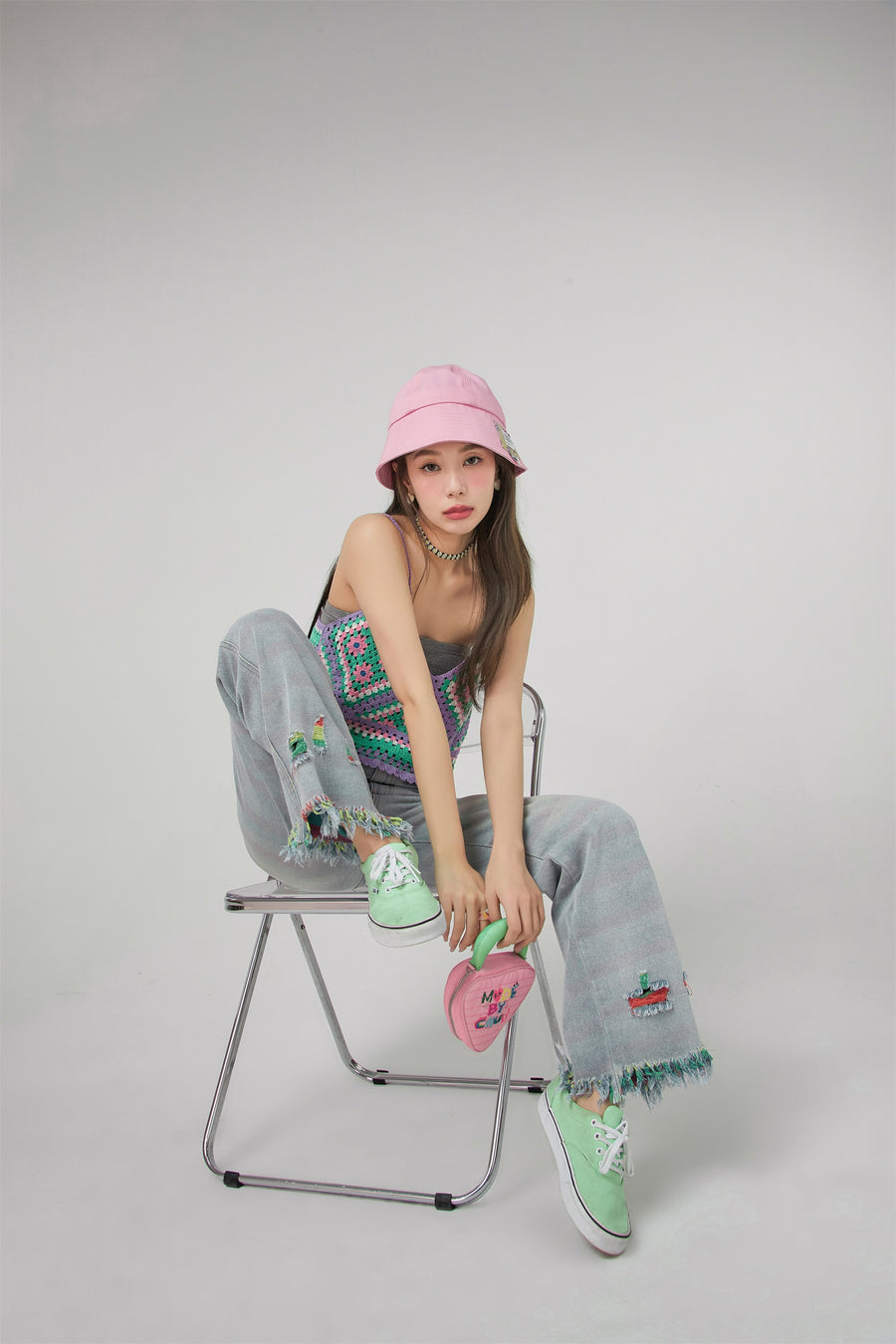 CHUU Flower Tag Bucket Hat