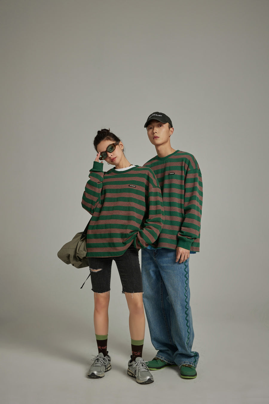 CHUU Stripe Color Sweatshirt