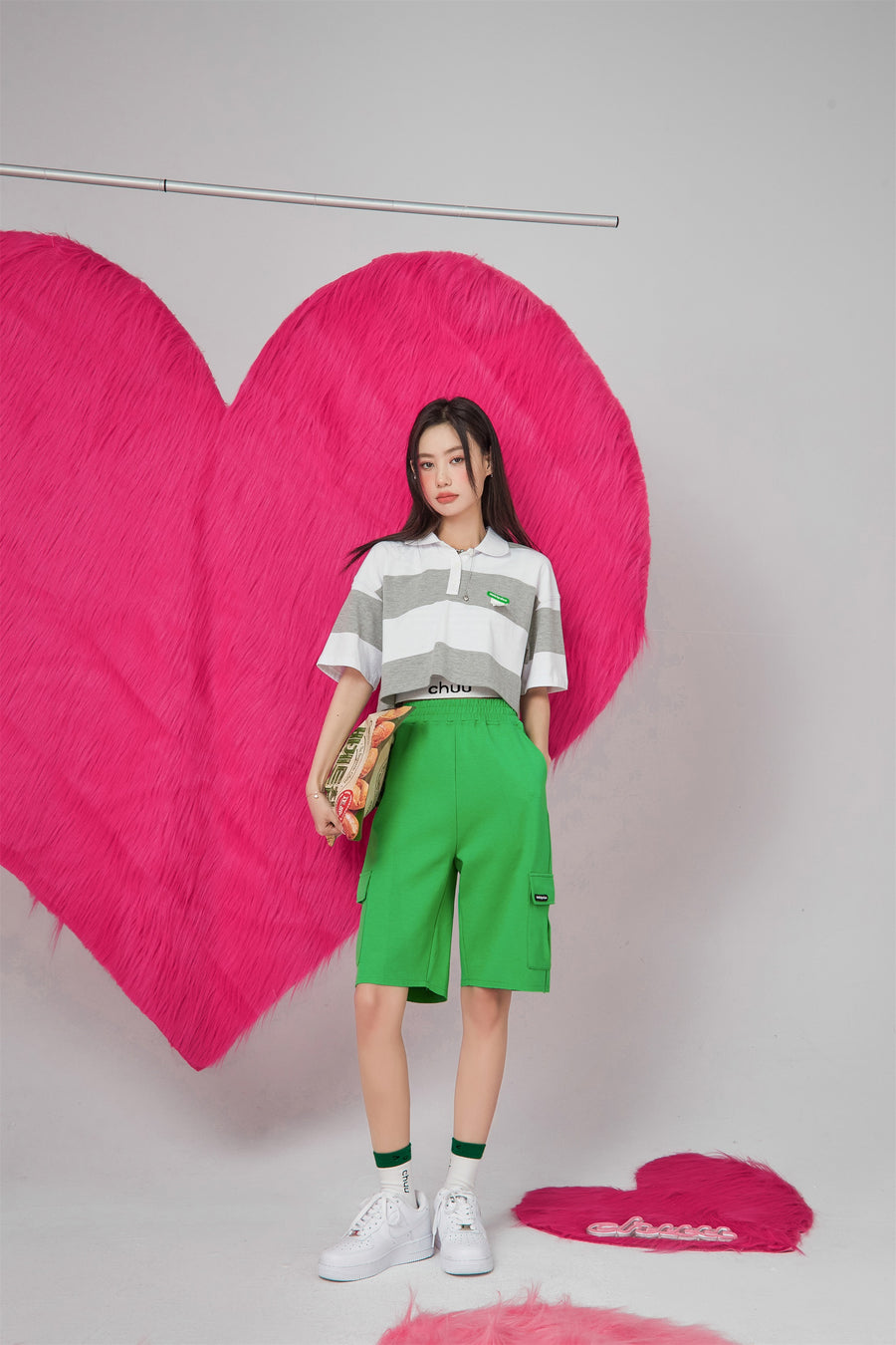 CHUU Love Story Blossoms Bermuda Shorts