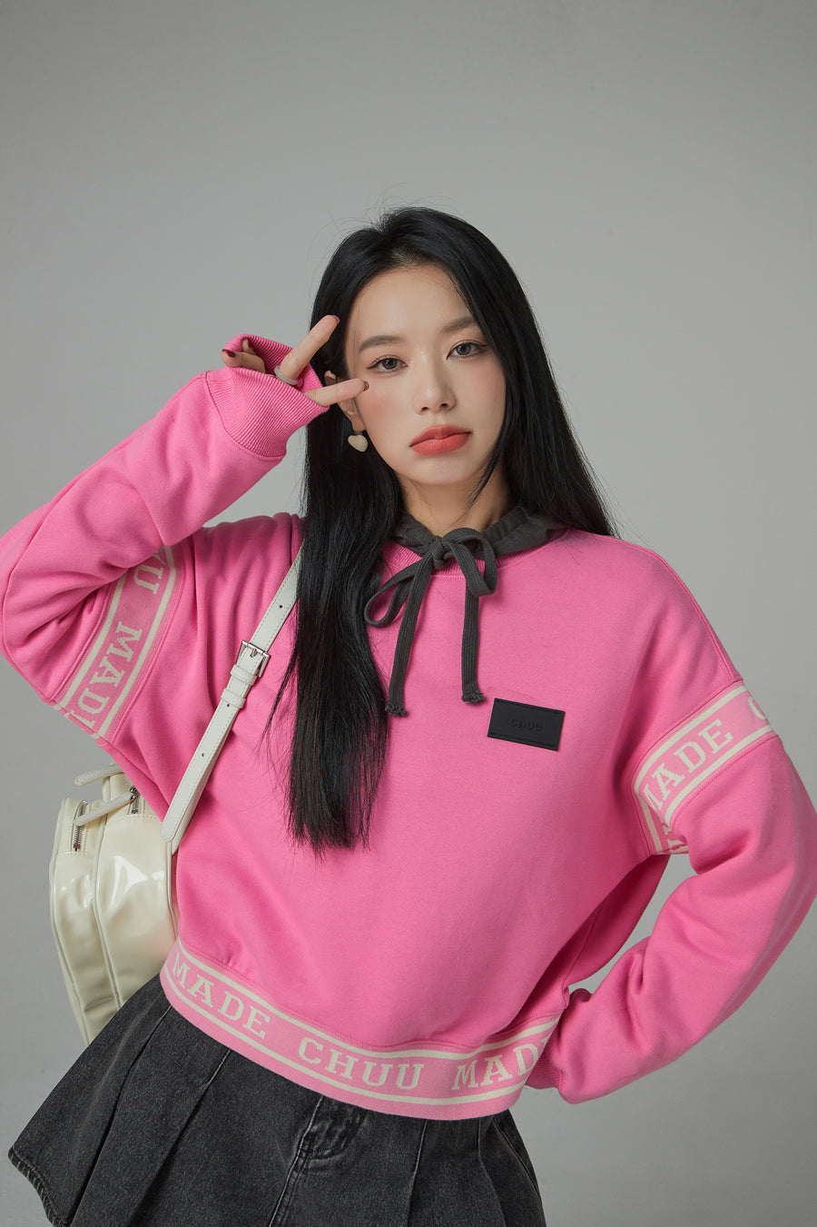 CHUU Solid Color Round Neck Sweatshirt