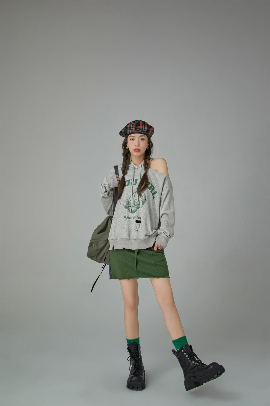 CHUU Chuu Girl Unbalanced Cutout Shoulder Hoodie