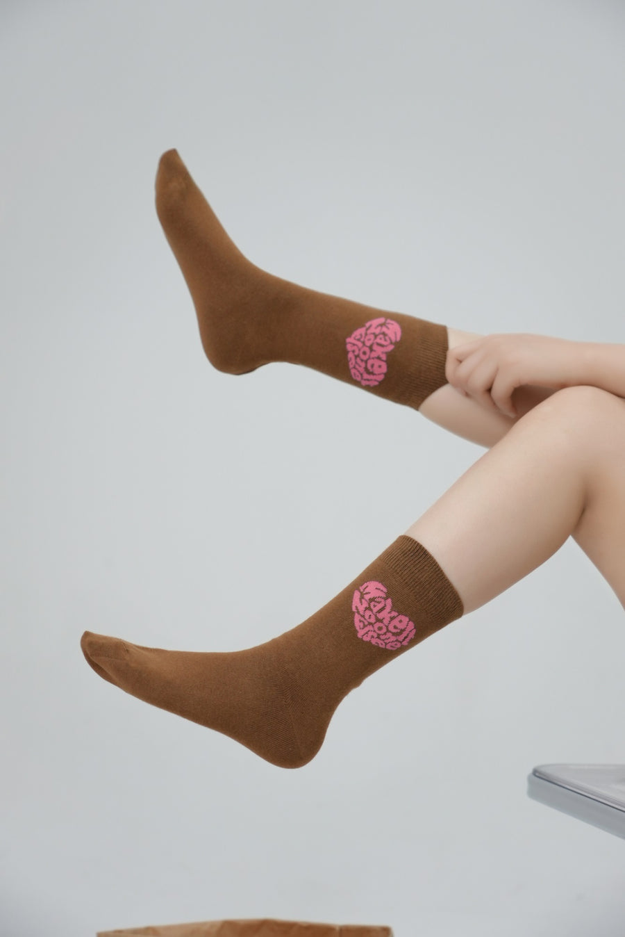 CHUU Make It! Heart Logo socks