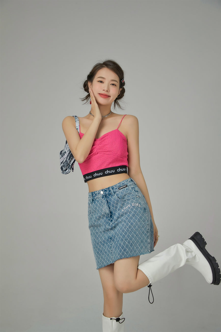 CHUU Chuu Girl Diamond Check Denim Skirt