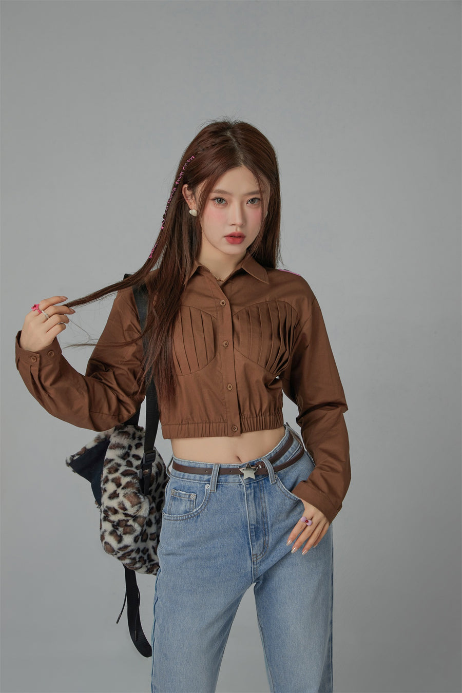 CHUU Shirred Cropped Shirt