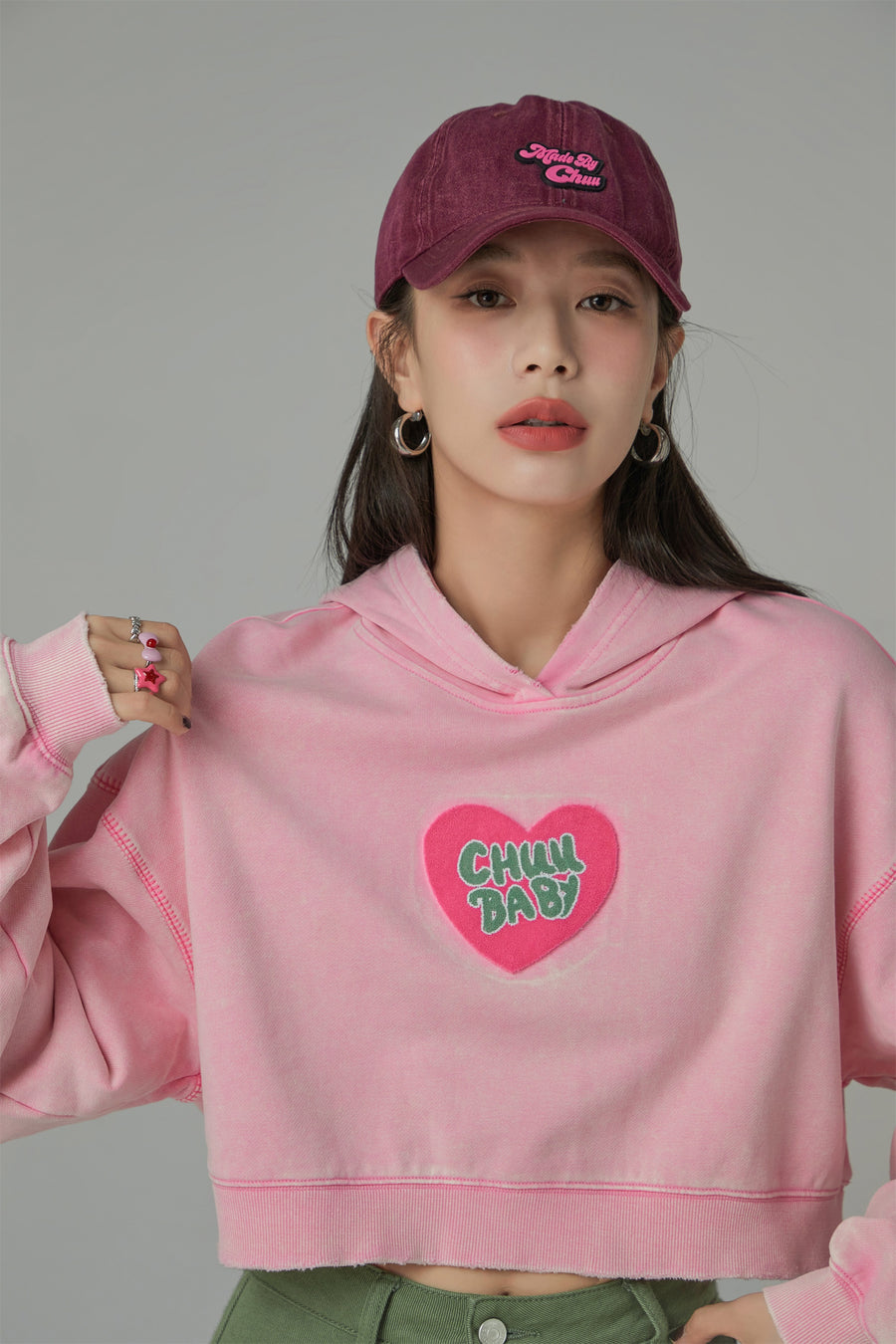 CHUU Chuu Baby Heart Crop Hoodie