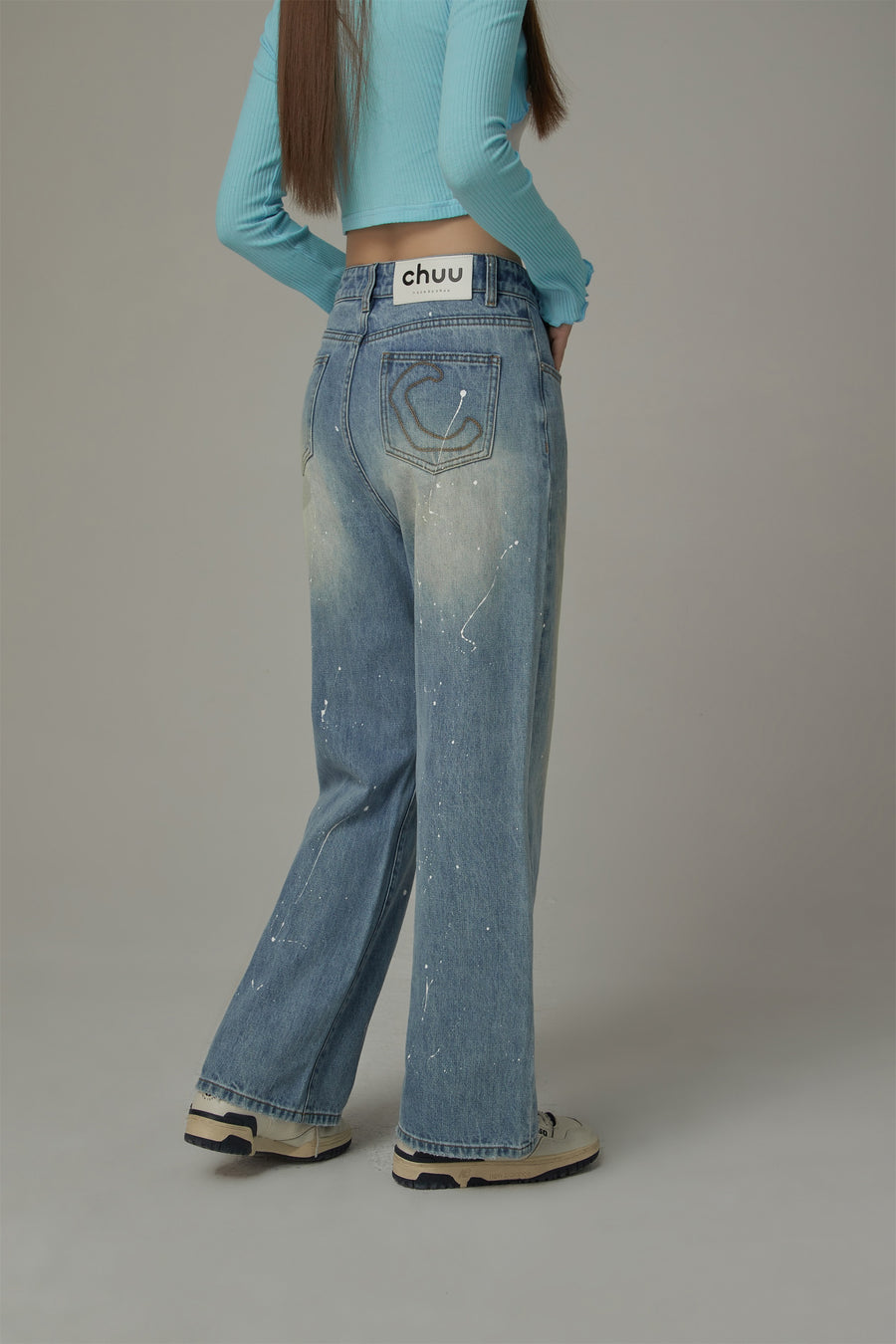 CHUU Wide Washed Denim Jeans