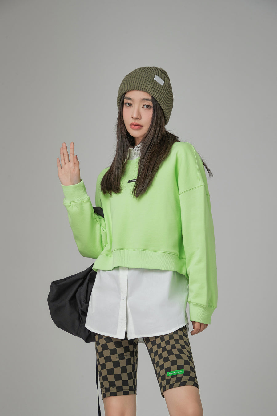 CHUU What Suppose To Happen Sweatshirt