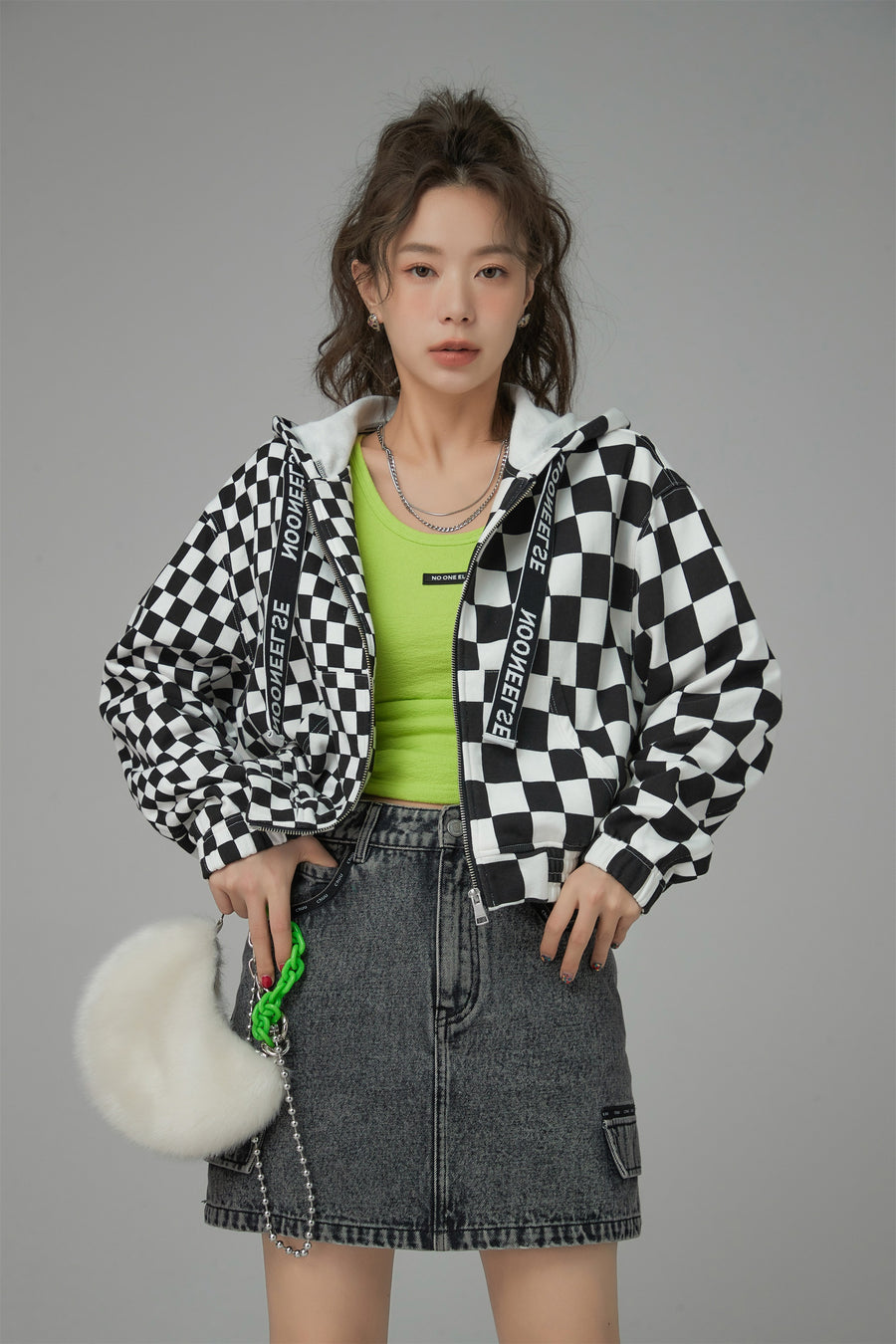 CHUU For Sure You Got This Checkered Jacket