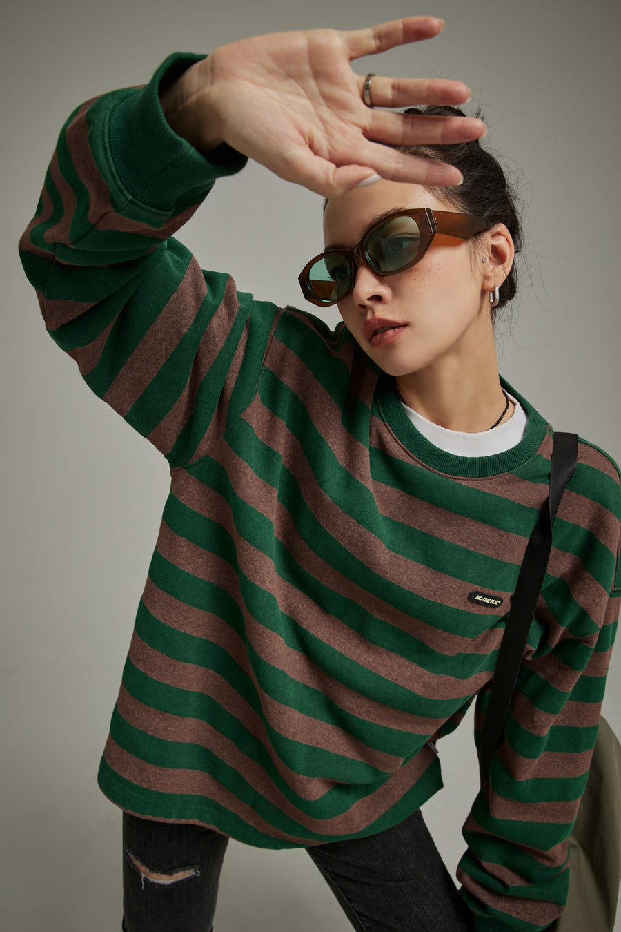 CHUU Stripe Color Sweatshirt