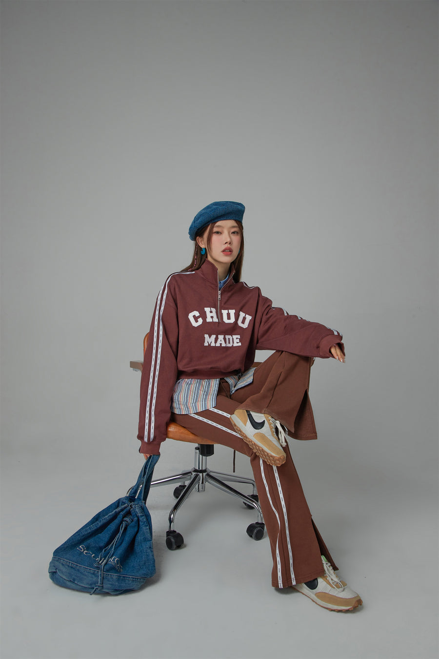 CHUU Half Zip-Up Loose Fit Sweatshirt