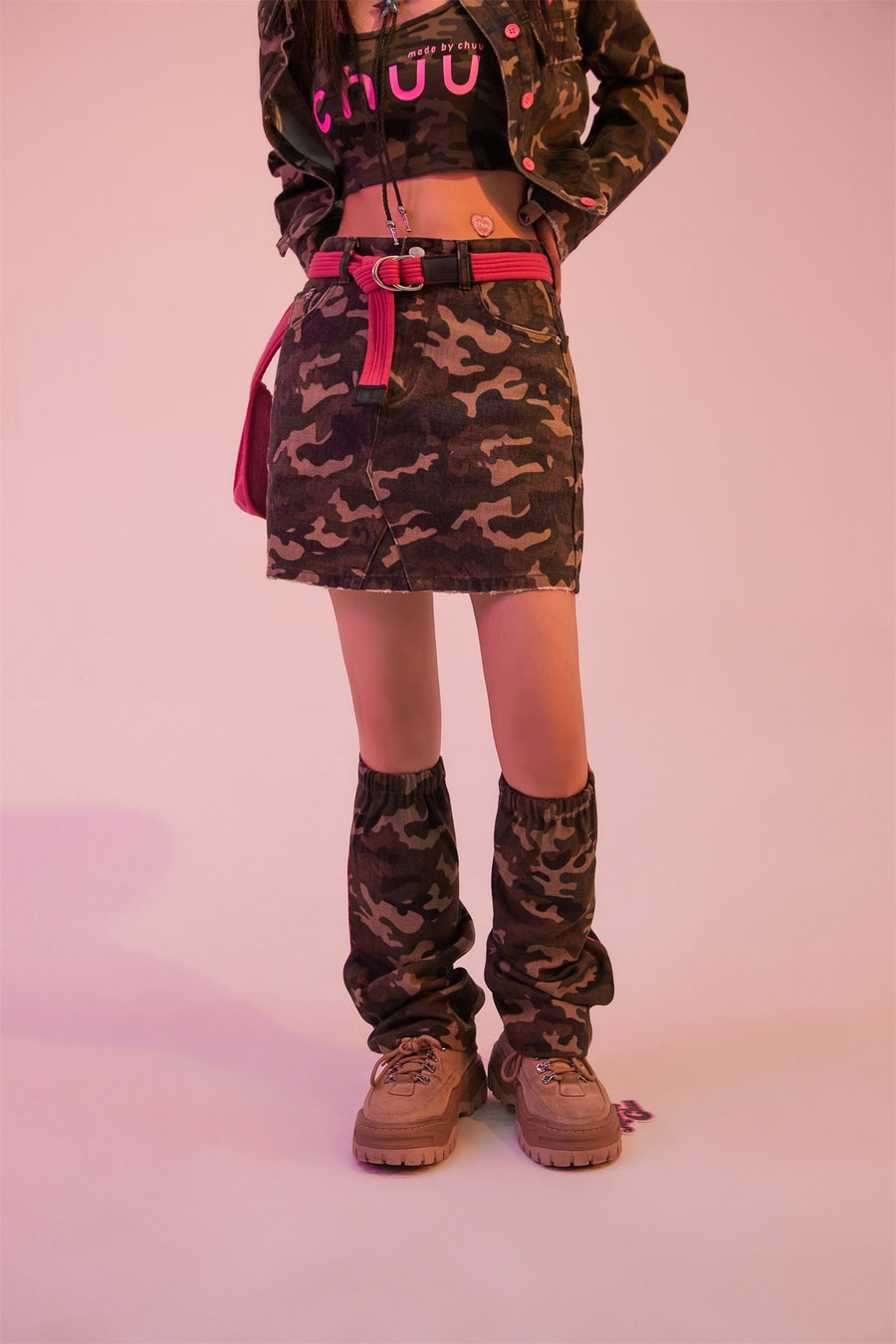 CHUU Hot Girl Camouflage Skirt