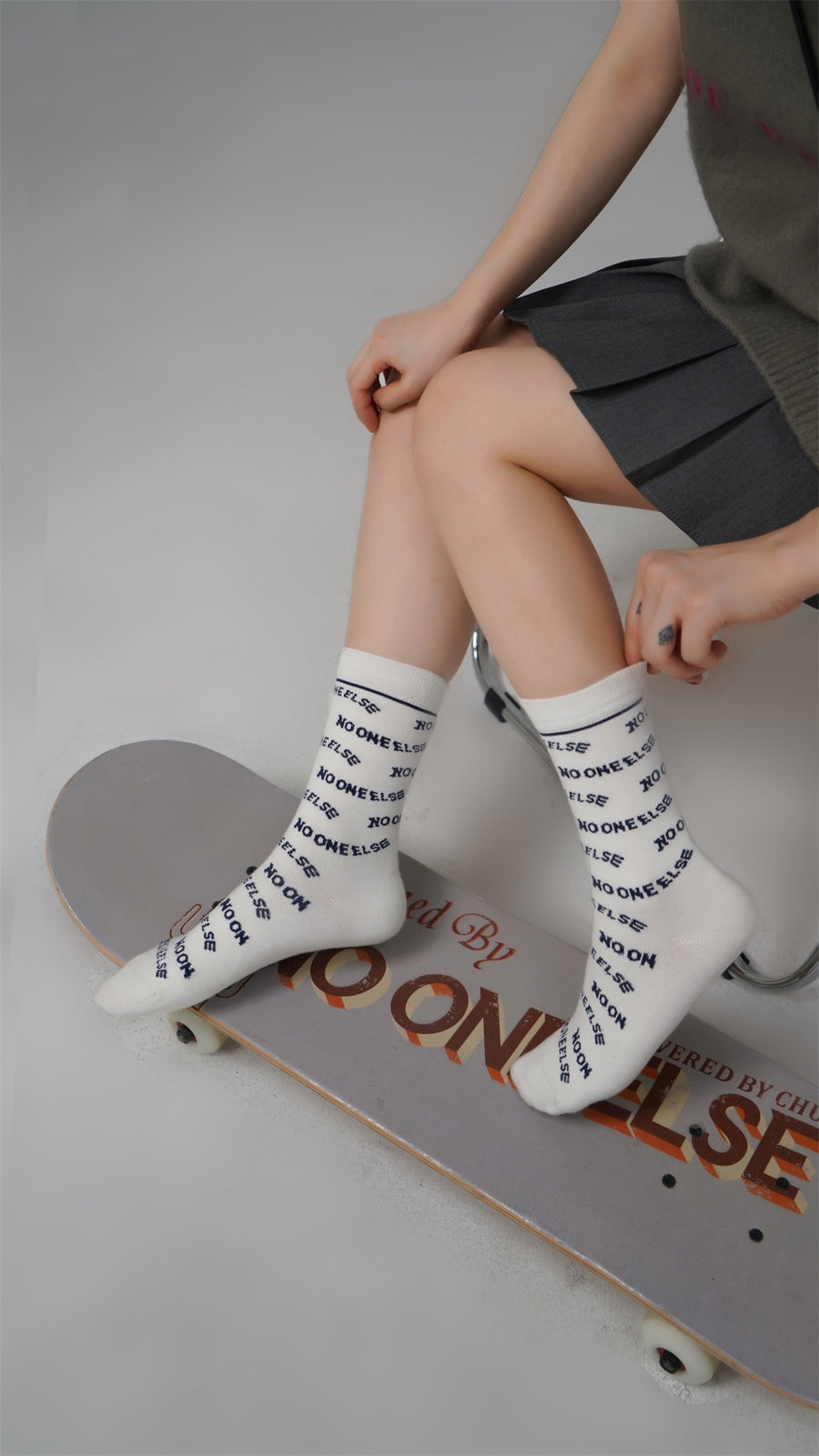 CHUU Noe Logo Socks