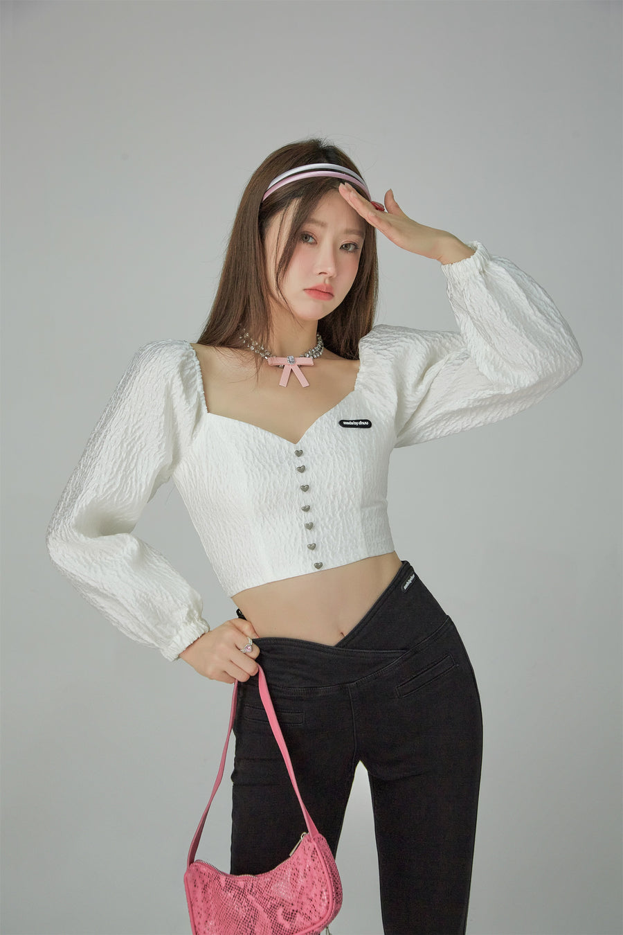 CHUU Independent Damsel Off-The-Shoulder Blouse