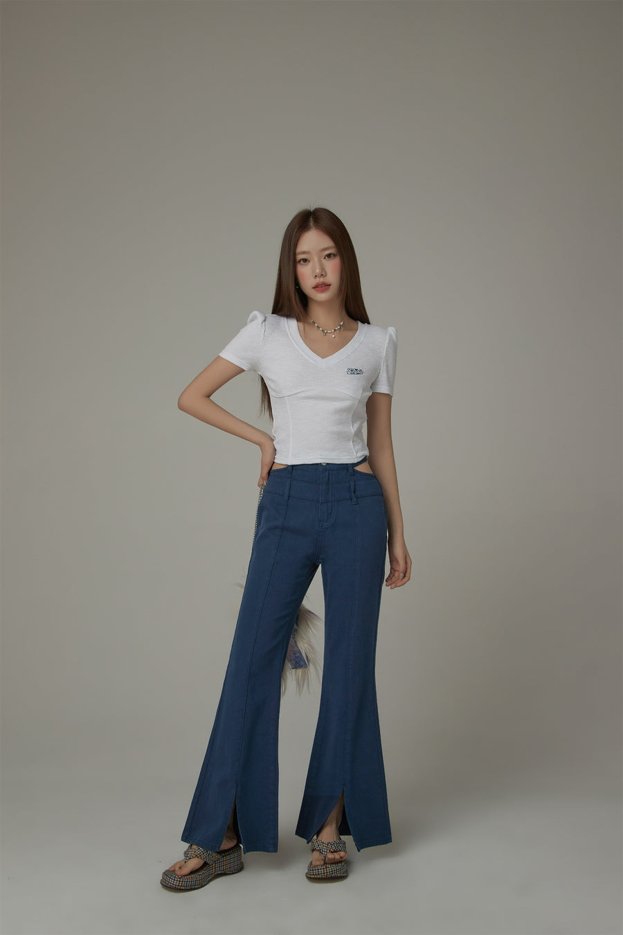 CHUU V-Neck Puff Sleeve T-Shirt