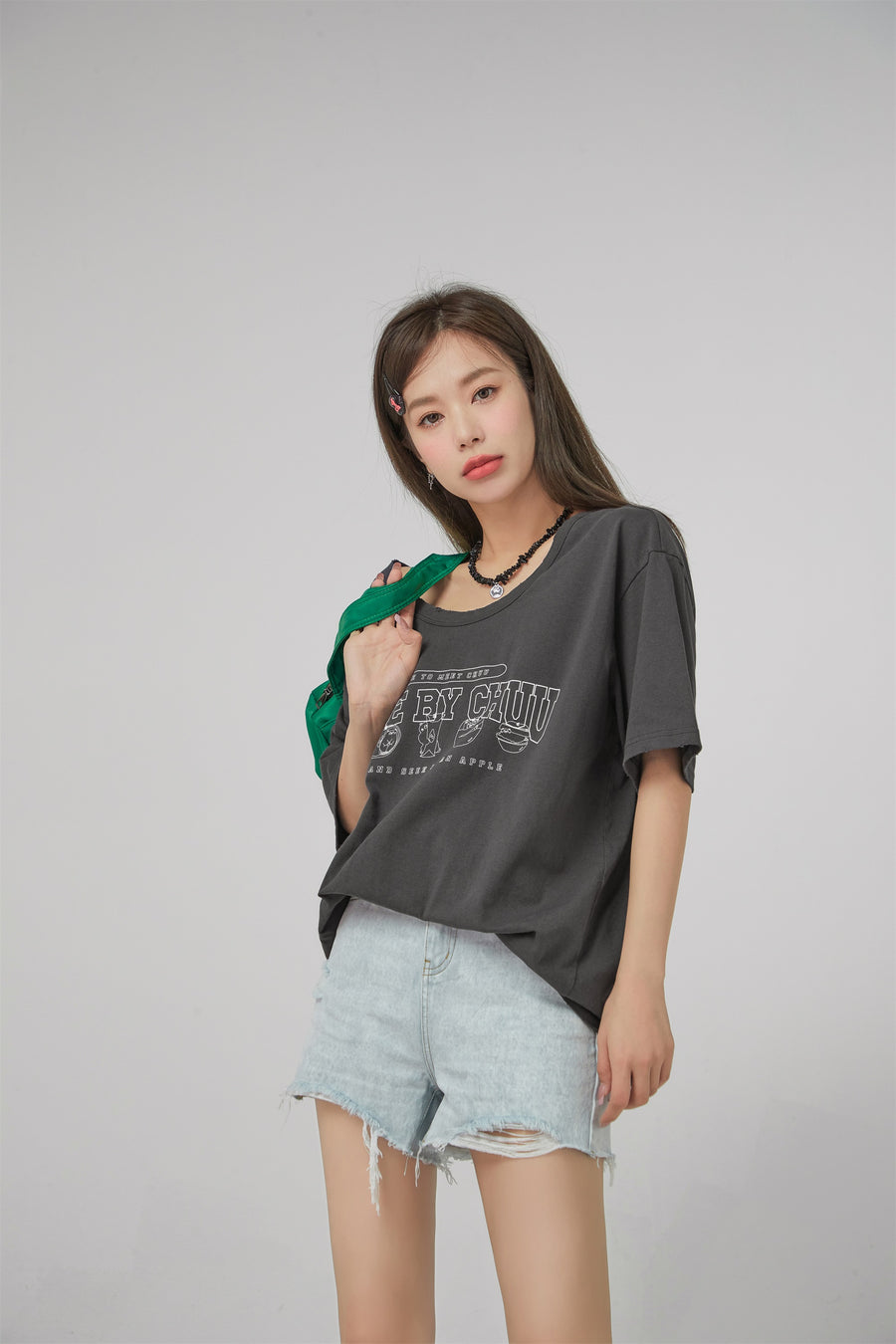 CHUU Open Back Loosefit Short-Sleeved T-Shirt