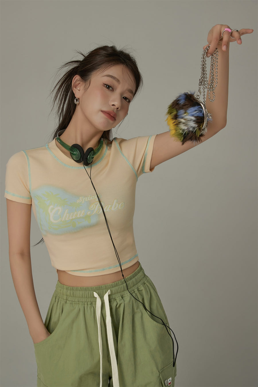 CHUU Chuu Babe Color Line Short Sleeve Crop T-Shirt