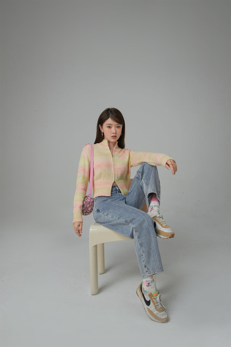 CHUU Fortune And Fame Straight Brushed Denim Pants