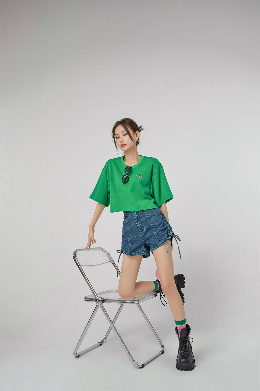 CHUU Chuu Logo Overfit Crop T-Shirt