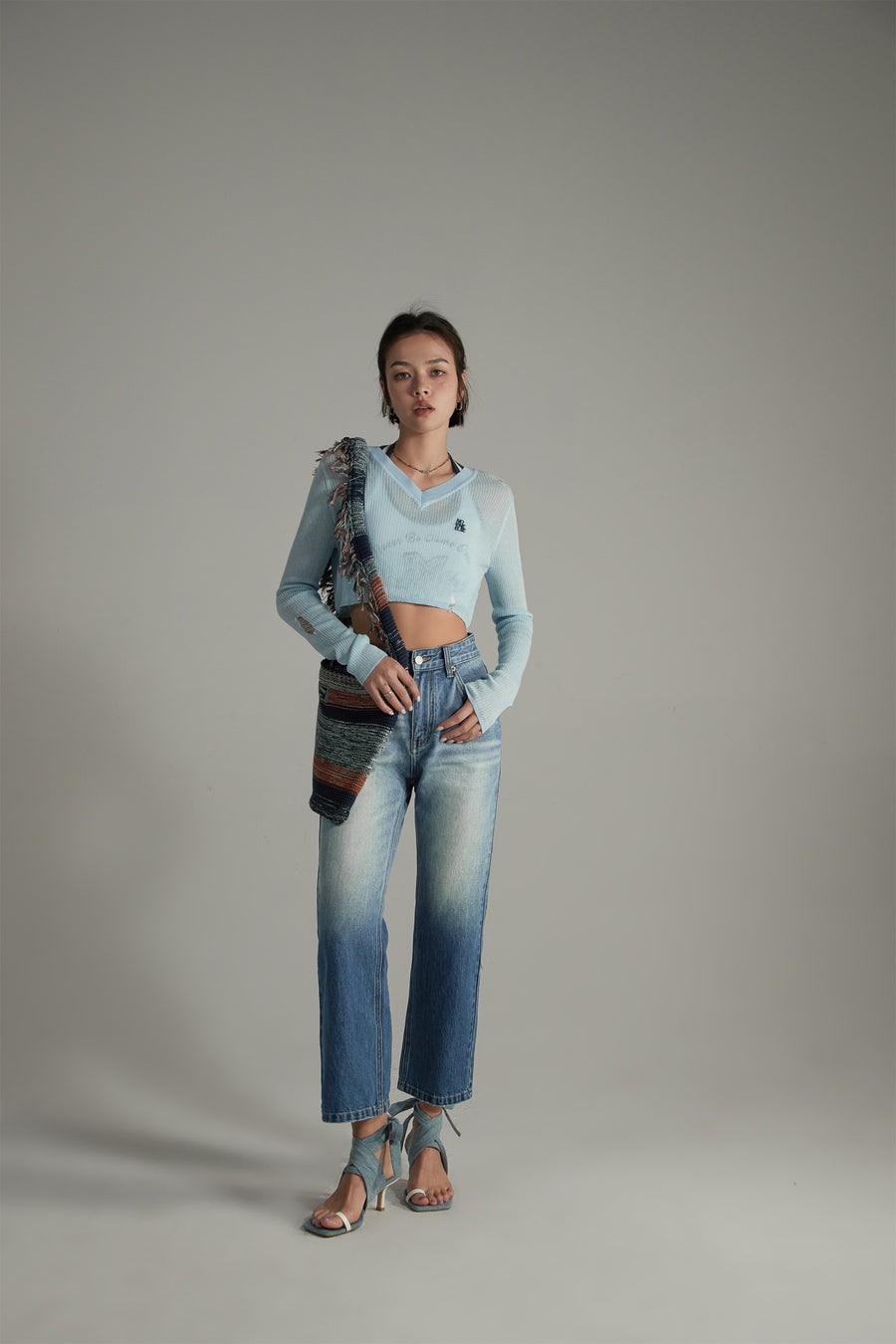 CHUU Gradient Wash Ankle Straight Jeans