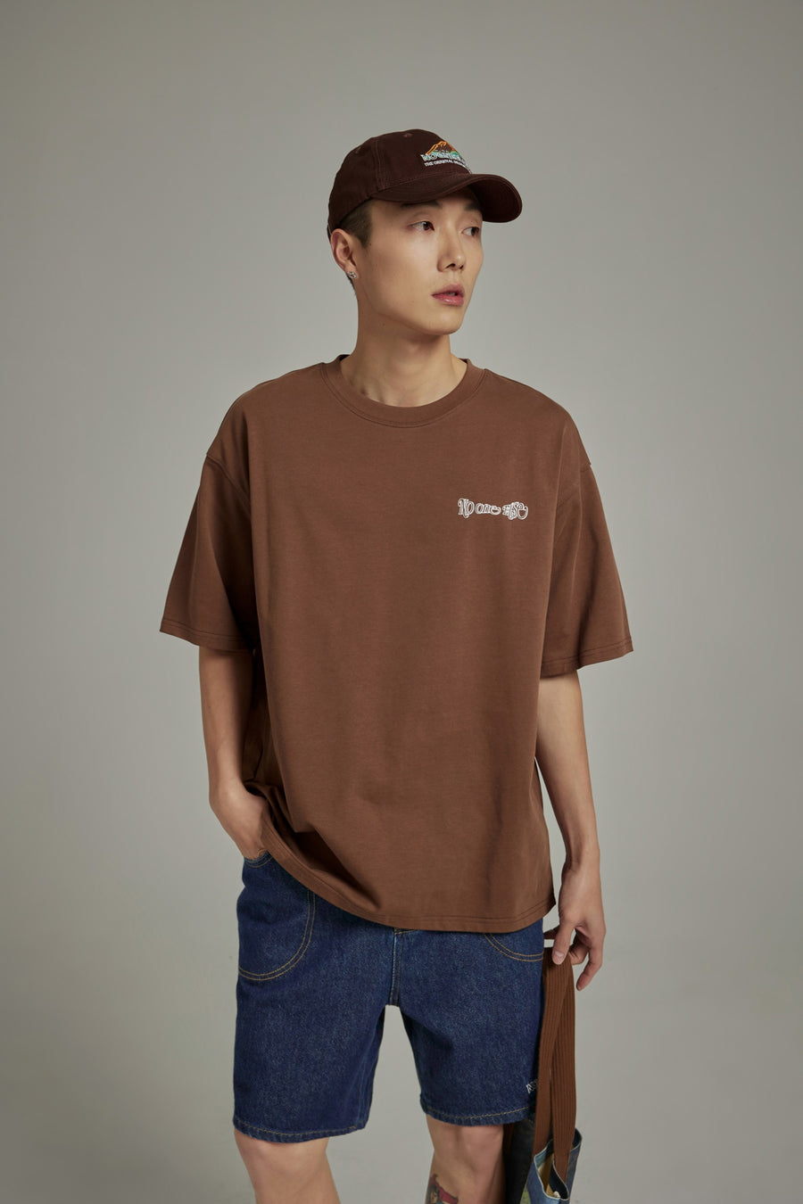 CHUU Goblin Round Neck Short Sleeve T-Shirt