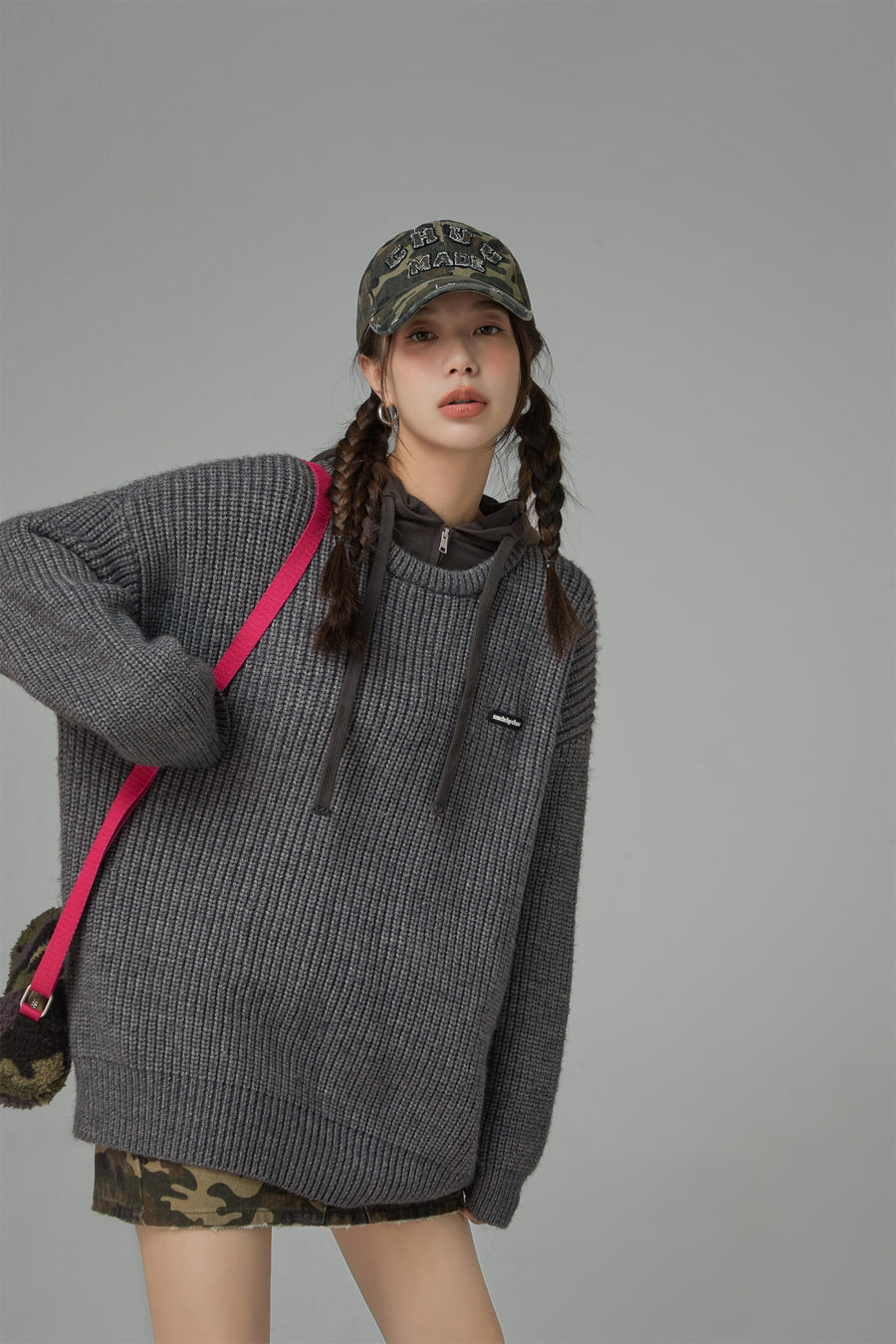 CHUU By The Riviera Round Neck Loose Fit Knit Sweater