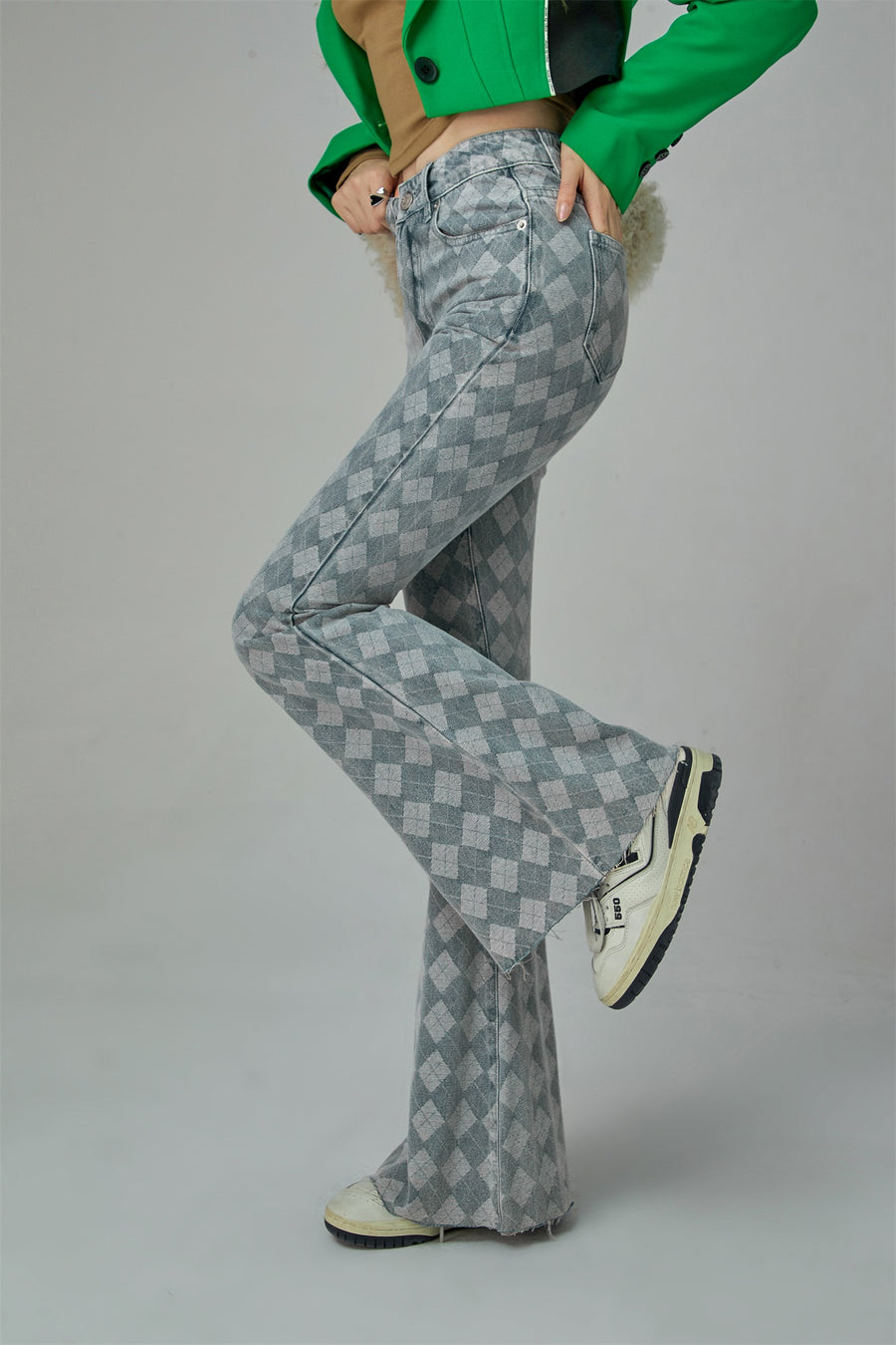 CHUU High Waist Argyle Pattern Bootcut Jeans