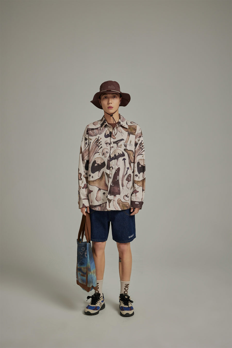 CHUU Mushroom Club Loose Fit Shirt