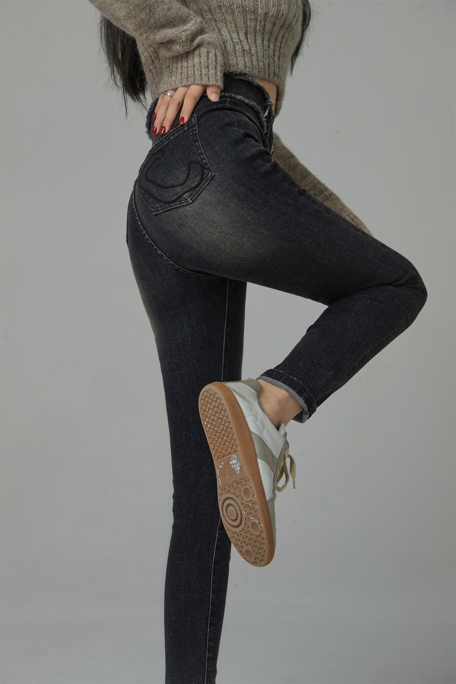 CHUU New Days High Waist Slim Denim Pants