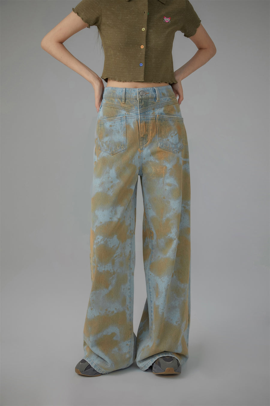 CHUU Printed Wide Denim Jeans