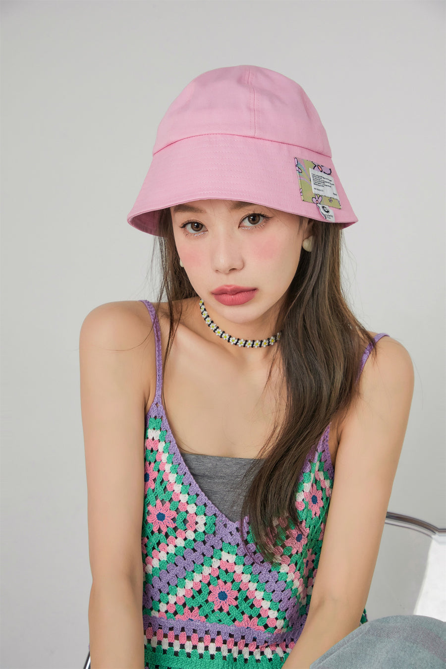 CHUU Flower Tag Bucket Hat