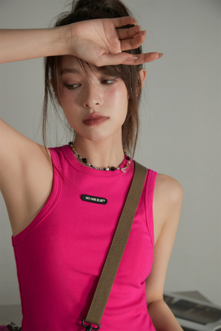 CHUU Basic Unbalanced Top