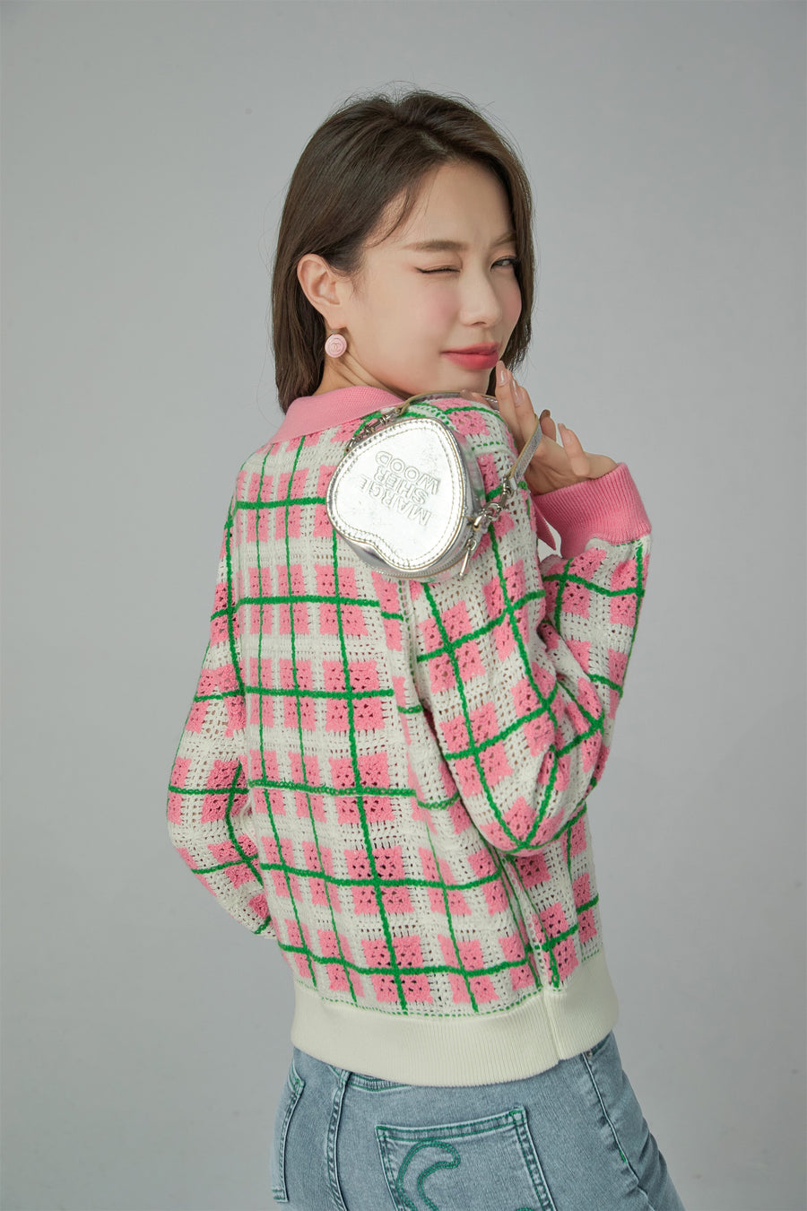 CHUU Lovely Check Crochet Polo Sweater