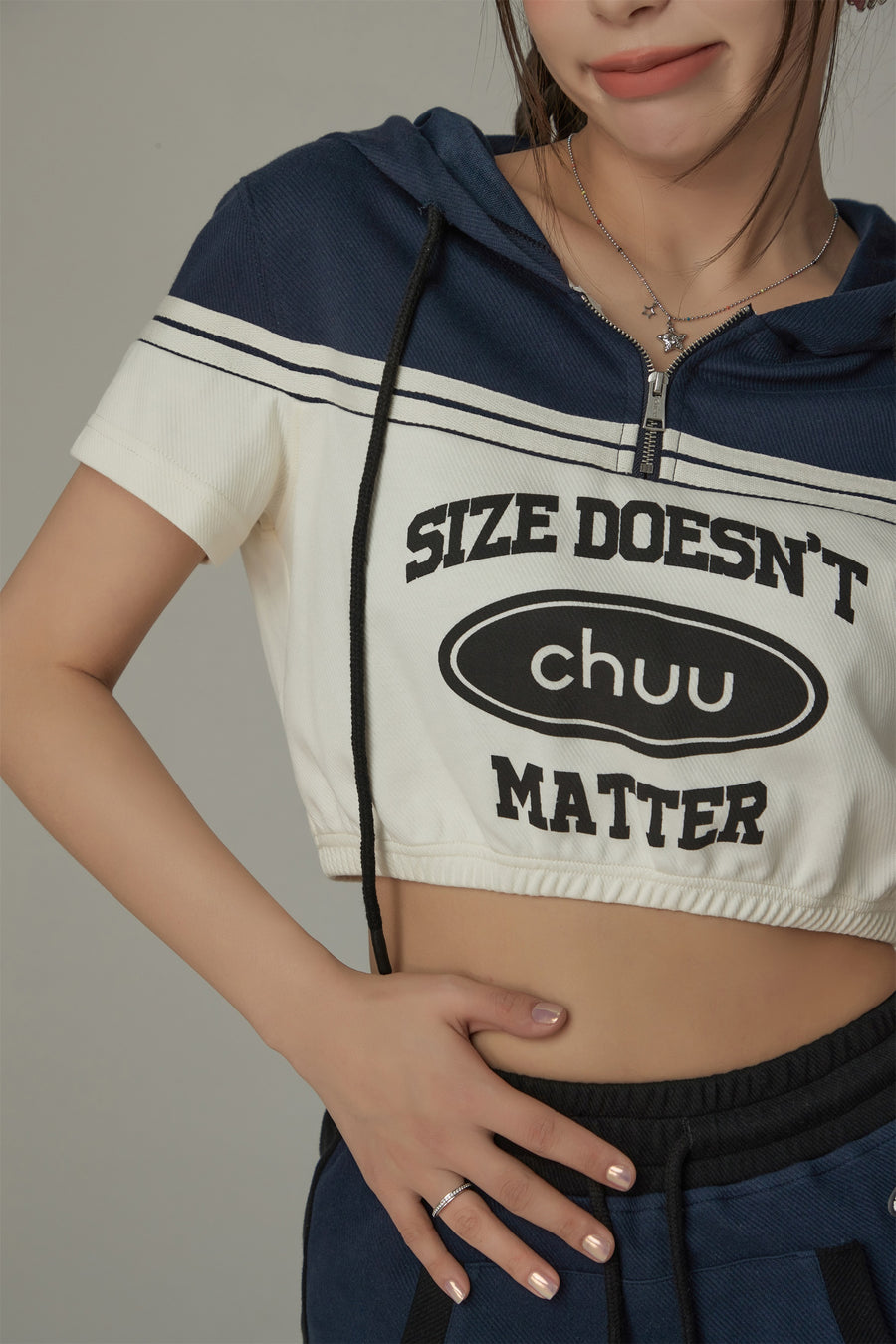 CHUU Size Doesnt Matter Half Crop Hoodie