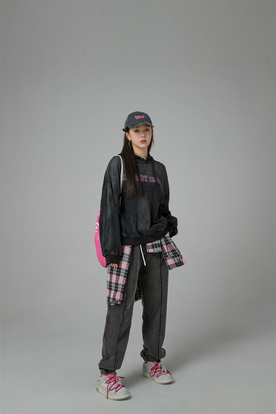 CHUU The Sun Is High Washed Wide Jogger Pants