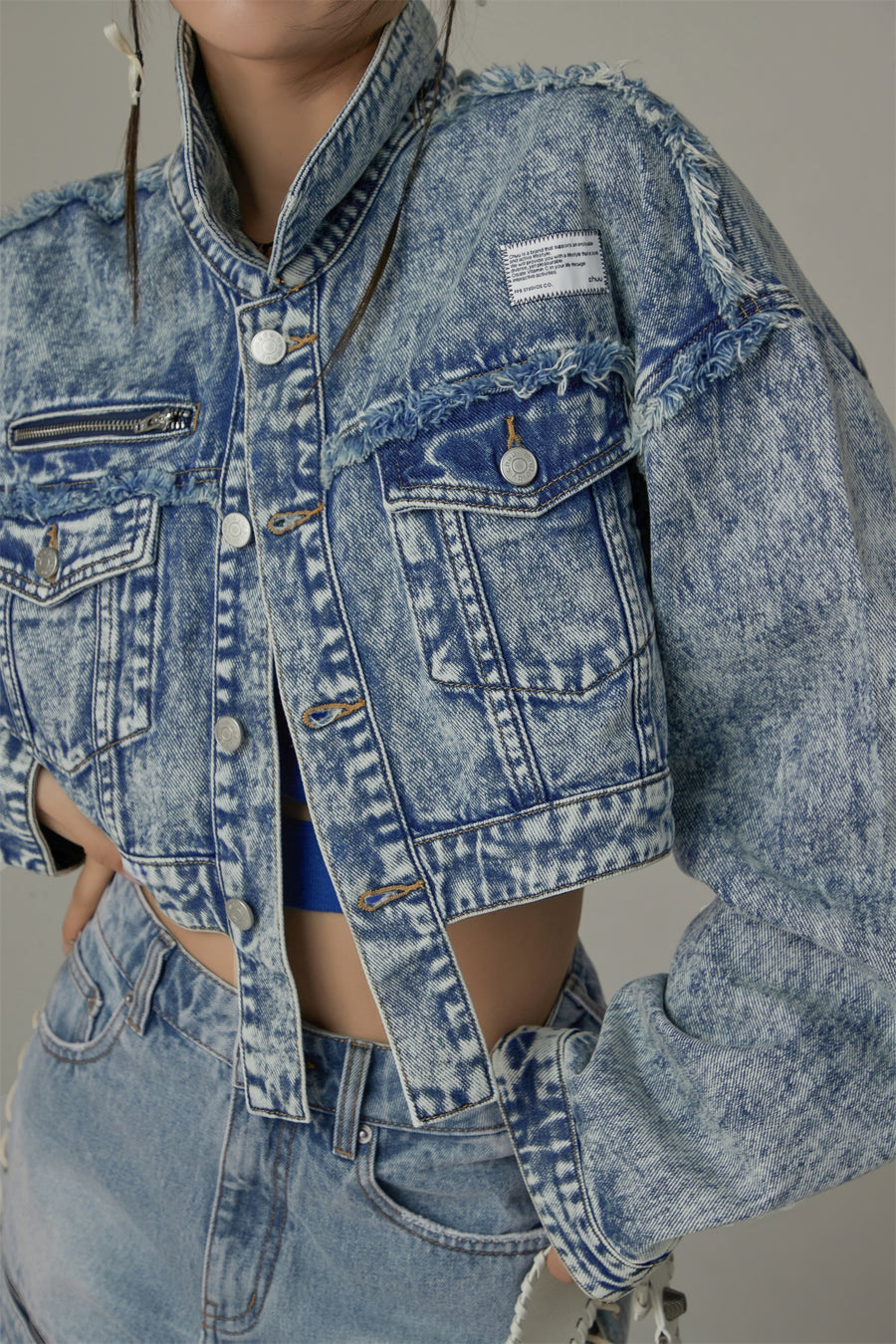 CHUU Fringe Trim Denim Cropped Jacket