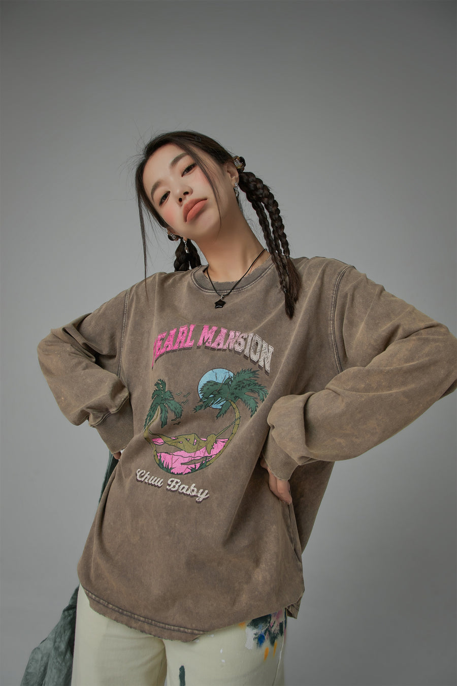 CHUU Pearl Mansion Loose Fit Long Sleeve T-Shirt