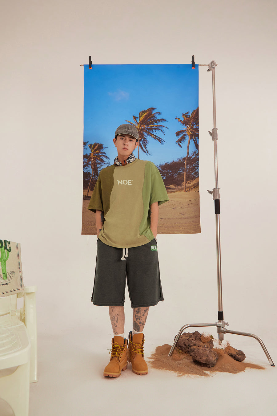 CHUU Simple Logo Bermuda Shorts