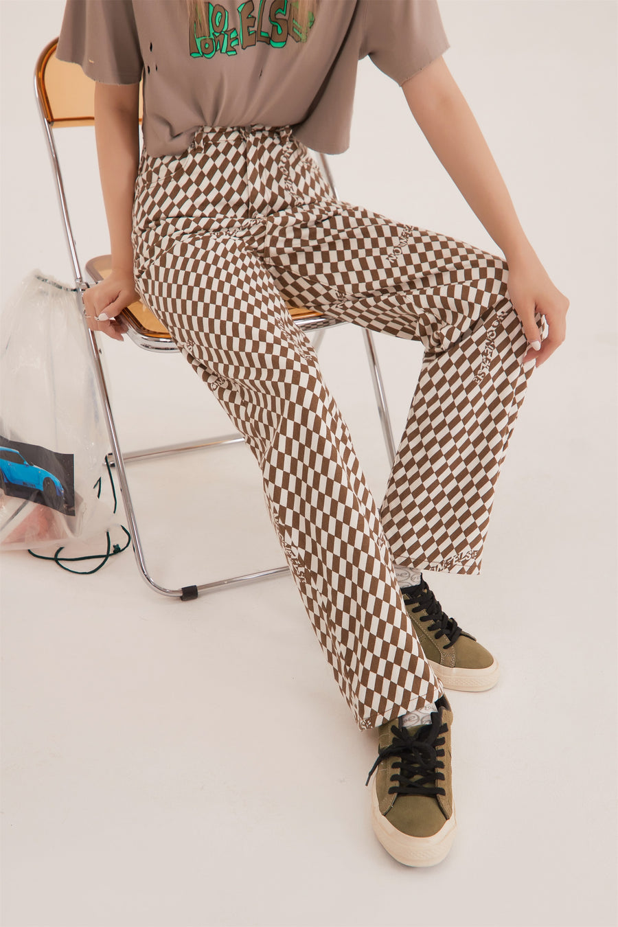 CHUU Checkerboard Check Straight Pants