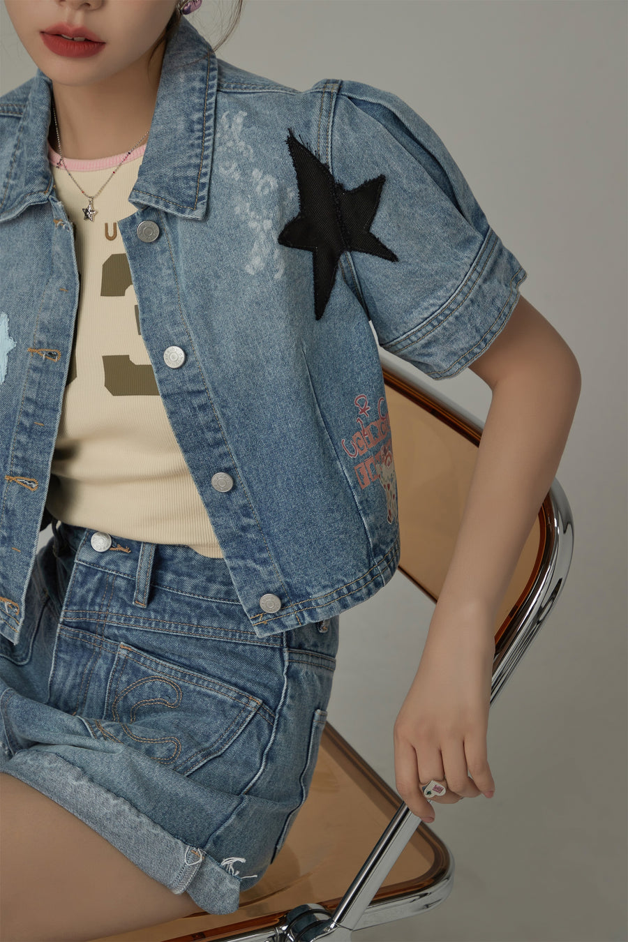 CHUU Star Denim Cropped Jacket